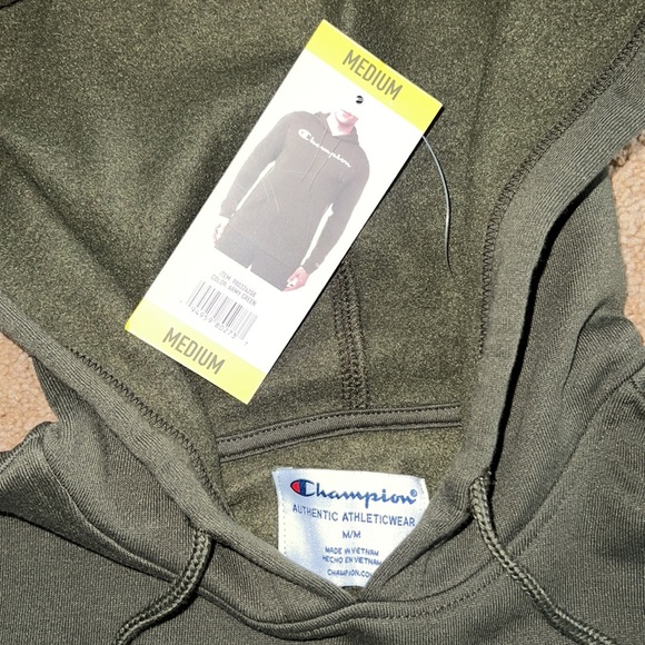 Champion Sweatshirt - Picture 3 of 4